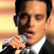 Il testo IF IT'S HURTING YOU di ROBBIE WILLIAMS è presente anche nell'album Sing when you're winning (2000)