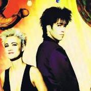 Il testo KEEP ME WAITING dei ROXETTE è presente anche nell'album Tourism (1992)