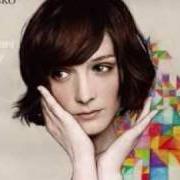 Il testo WE WON'T RUN di SARAH BLASKO è presente anche nell'album As day follows night (2009)