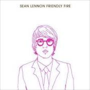Il testo PARACHUTE di SEAN LENNON è presente anche nell'album Friendly fire (2006)