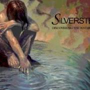 Il testo DISCOVERING THE WATERFRONT dei SILVERSTEIN è presente anche nell'album Discovering the waterfront (2005)