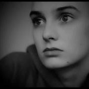 Il testo DARK I AM YET LOVELY di SINEAD O'CONNOR è presente anche nell'album Theology (2007)