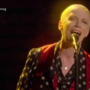 Il testo GOD BLESS THE CHILD di ANNIE LENNOX è presente anche nell'album Nostalgia (2014)