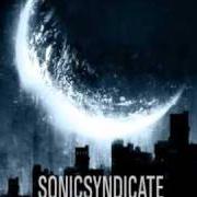 Il testo LEAVE ME ALONE di SONIC SYNDICATE è presente anche nell'album We rule the night (2010)