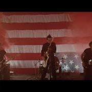 Il testo TROUBLE FOLLOWS ME degli ANTI-FLAG è presente anche nell'album American fall (2017)