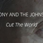 Il testo I FELL IN LOVE WITH A DEAD BOY di ANTONY AND THE JOHNSONS è presente anche nell'album Cut the world (2012)