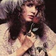 Il testo SABLE ON BLOND di STEVIE NICKS è presente anche nell'album The wild heart (1983)