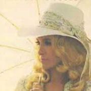 Il testo SOMETIMES WHEN WE TOUCH di TAMMY WYNETTE è presente anche nell'album The essential tammy wynette (2013)