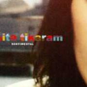 Il testo PLAY ME AGAIN di TANITA TIKARAM è presente anche nell'album Sentimental (2005)