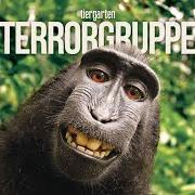 Il testo KUESSE TOETEN dei TERRORGRUPPE è presente anche nell'album Tiergarten (2016)