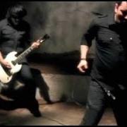 Il testo SHOTGUN WEDDING dei THE AGONY SCENE è presente anche nell'album The agony scene (2003)