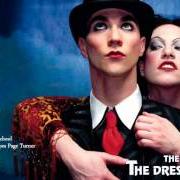 Il testo GIRL ANACHRONISM dei THE DRESDEN DOLLS è presente anche nell'album The dresden dolls (2004)