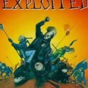 Il testo ABOUT TO DIE dei THE EXPLOITED è presente anche nell'album The massacre (1990)