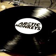 Il testo THE HELLCAT SPANGLED SHALALALA degli ARCTIC MONKEYS è presente anche nell'album Suck it and see (2011)