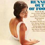Il testo RUNNIN' OUT OF FOOLS di ARETHA FRANKLIN è presente anche nell'album Runnin' out of fools (1964)