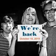 Il testo LUCKY CHARM dei THE MUFFS è presente anche nell'album No holiday (2019)