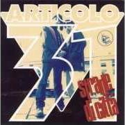 Il testo QUESTO È IL NOSTRO STILE degli ARTICOLO 31 è presente anche nell'album Strade di città (1993)