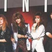 Il testo AS FAR AS THE EYE CAN SEE dei TNT è presente anche nell'album Tell no tales (1987)