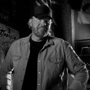 Il testo COLD BEER COUNTRY di TOBY KEITH è presente anche nell'album Hope on the rocks (2012)