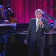 Il testo WINTER WONDERLAND di TONY BENNETT è presente anche nell'album A swingin' christmas