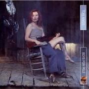 Il testo PROFESSIONAL WIDOW di TORI AMOS è presente anche nell'album Boys for pele (1996)