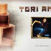 Il testo MOTHER di TORI AMOS è presente anche nell'album Little earthquakes (1992)