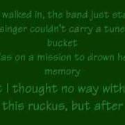 Il testo GOOD WAY TO GET ON MY BAD SIDE (TRACY BYRD WITH MARK CHESNUTT) di TRACY BYRD è presente anche nell'album Ten rounds (2001)