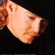 Il testo DIFFERENT MAN di TRACY LAWRENCE è presente anche nell'album Time marches on (1996)