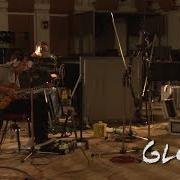 Il testo GLORY degli UMPHREY'S MCGEE è presente anche nell'album The london session (2015)