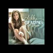 Il testo SUNDAY PAPER di ASHLEY GEARING è presente anche nell'album Maybe it's time