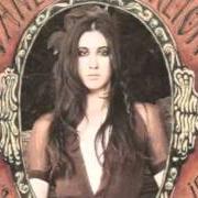 Il testo NOLITA FAIRYTALE di VANESSA CARLTON è presente anche nell'album Heroes & thieves (2007)