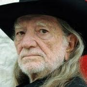 Il testo JUST BREATHE di WILLIE NELSON è presente anche nell'album Heroes (2012)