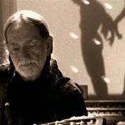 Il testo THESE LONELY NIGHTS di WILLIE NELSON è presente anche nell'album Teatro (1998)