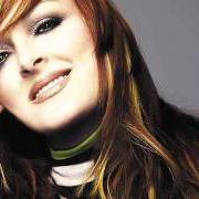 Il testo ROCK BOTTOM di WYNONNA JUDD è presente anche nell'album Tell me why (1993)