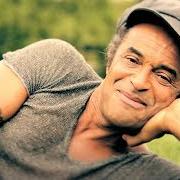 Il testo MARCHER SUR LE FIL di YANNICK NOAH è presente anche nell'album Frontières (2010)