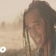 Il testo WAR / NO MORE TROUBLE di YANNICK NOAH è presente anche nell'album Hommage (2012)