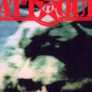 Il testo DONDE LAS ÁGUILAS SE ATREVEN di ATTAQUE 77 è presente anche nell'album Rabioso! la pesadilla recién comienza (1991)