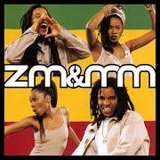 Il testo BORN TO BE LIVELY di ZIGGY MARLEY è presente anche nell'album Fallen is babylon (1997)