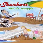 Il testo PAZZO DI TE di EASY SKANKERS è presente anche nell'album Tipi da spiaggia (2006)