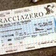 Il testo PASSATO di TRACCIA ZERO è presente anche nell'album Tracciazero