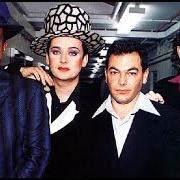 Il testo BLACK COMEDY di CULTURE CLUB è presente anche nell'album Don't mind if i do (1999)