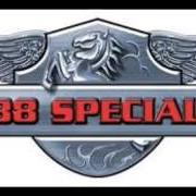 Il testo PLAY A SIMPLE SONG di 38 SPECIAL è presente anche nell'album 38 special (1977)