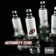 Il testo SUPERBITCH degli AUTHORITY ZERO è presente anche nell'album Passage in time (2002)