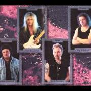 Il testo PRELUDE TO THE MOON (OPUS #3 MENUETTO PRELUGIO) degli AXEL RUDI PELL è presente anche nell'album The oceans of time (1998)