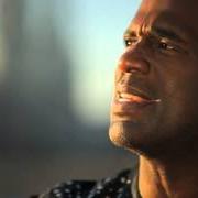 Il testo GOD BLESS AMERICA di BEBE WINANS è presente anche nell'album America america (2012)