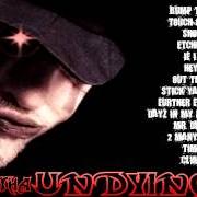 Il testo OUT THA GATE di BLAZE YA DEAD HOMIE è presente anche nell'album Colton grundy (2004)