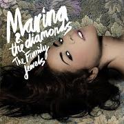 Il testo SHAMPAIN di MARINA è presente anche nell'album Family jewels (2010)