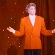 Il testo REAL LIVE GIRL di BARRY MANILOW è presente anche nell'album Showstoppers (1991)