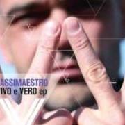 Il testo OUTSIDE (INSTRUMENTAL) di BASSI MAESTRO è presente anche nell'album Vivo e vero ep (2010)