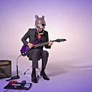 Il testo PROBLEM-SOLVING PEOPLE di PAUL GILBERT è presente anche nell'album Werewolves of portland (2021)